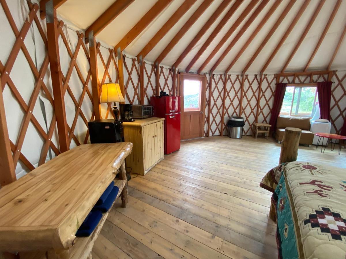 Boulder Mountain Guest Ranch Villa Ngoại thất bức ảnh