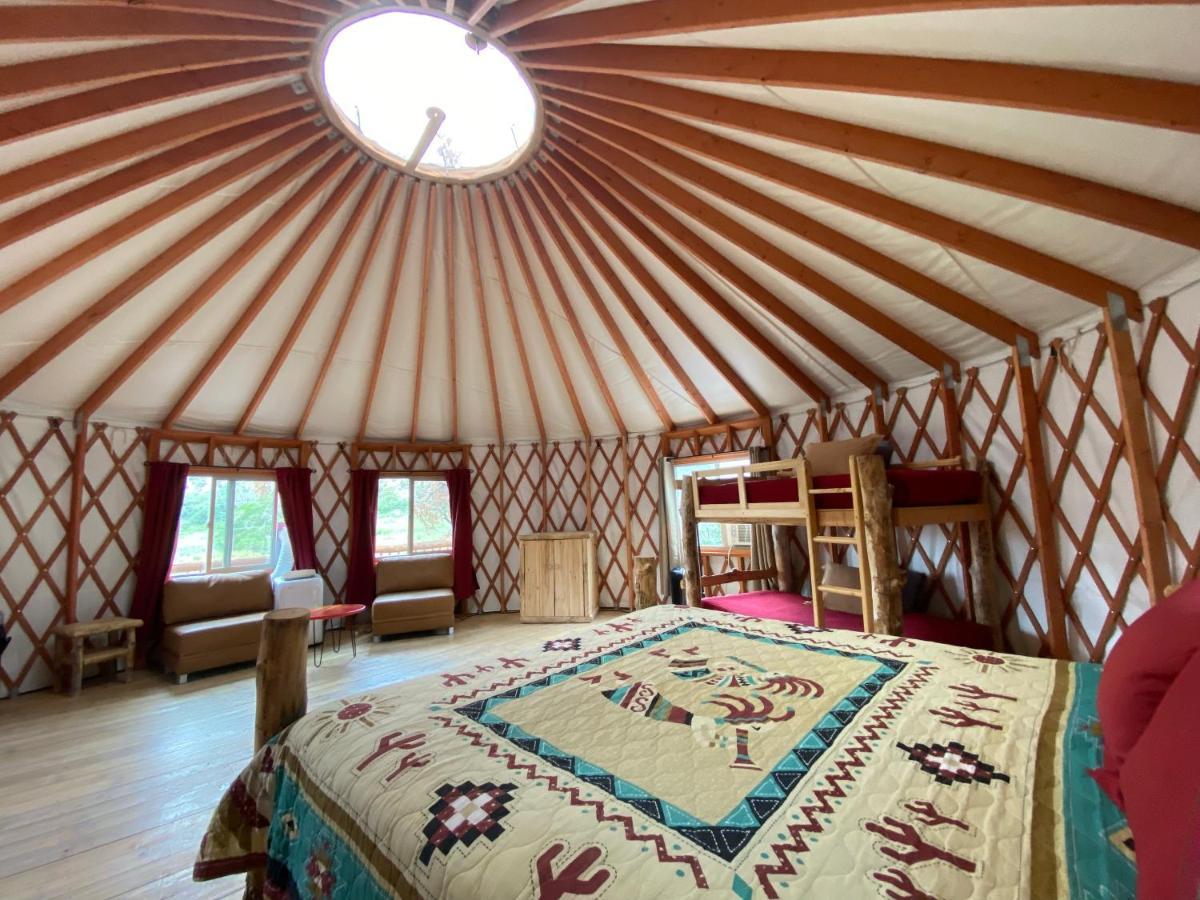 Boulder Mountain Guest Ranch Villa Ngoại thất bức ảnh